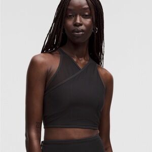 Lululemon Mesh Cross-Front Cropped Tank NWT M Black Serpentine SLNSH